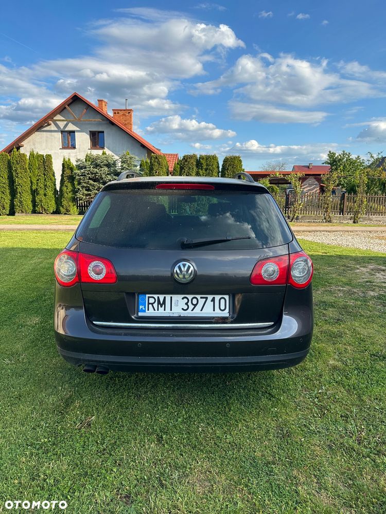 Volkswagen Passat 2.0 TDI DPF DSG Comfortline - 5