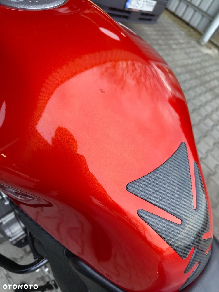 Honda Hornet - 9