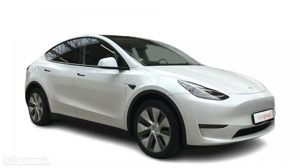 Tesla Model Y Long Range Dual Motor AWD - 2