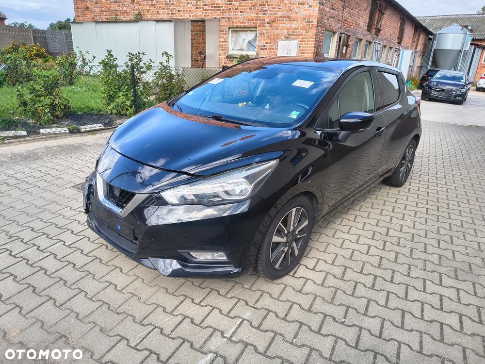 Nissan Micra - 1