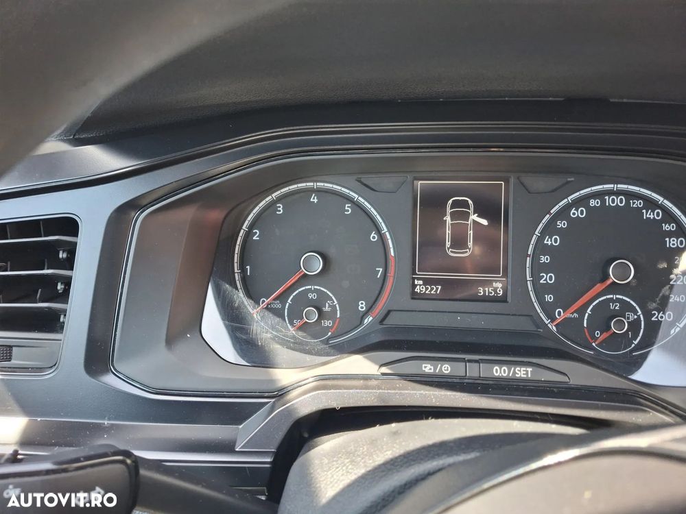 Volkswagen Polo - 5