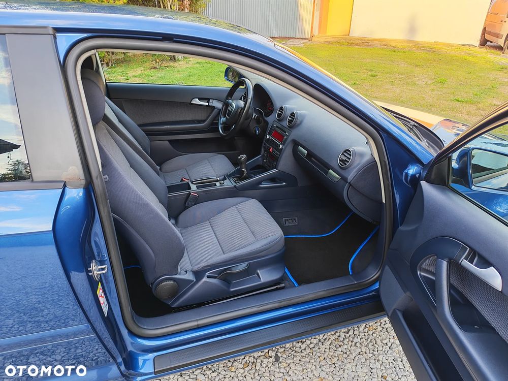 Audi A3 3-drzwiowe 1.6 Limited Edition - 10