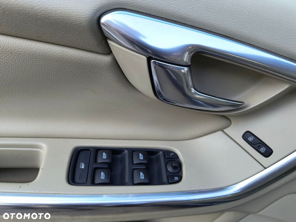 Volvo V60 - 20