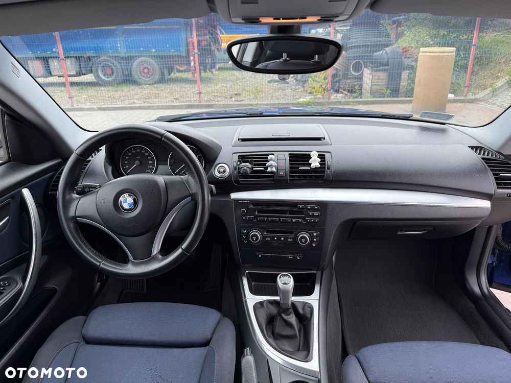 BMW Seria 1 118d - 14