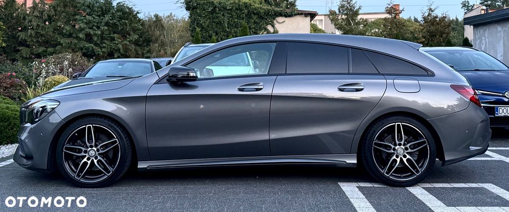 Mercedes-Benz CLA 220 4-Matic AMG Line - 39
