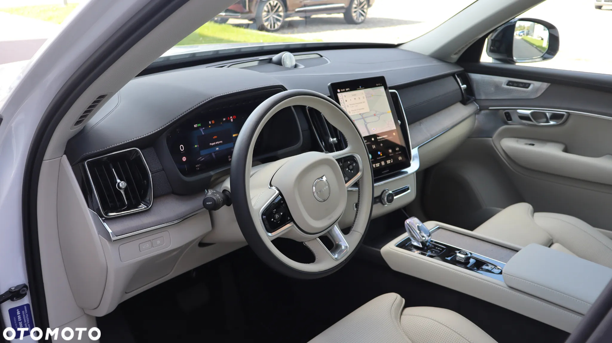 Volvo XC 90 T8 AWD Plug-In Hybrid Plus Dark 7os - 14