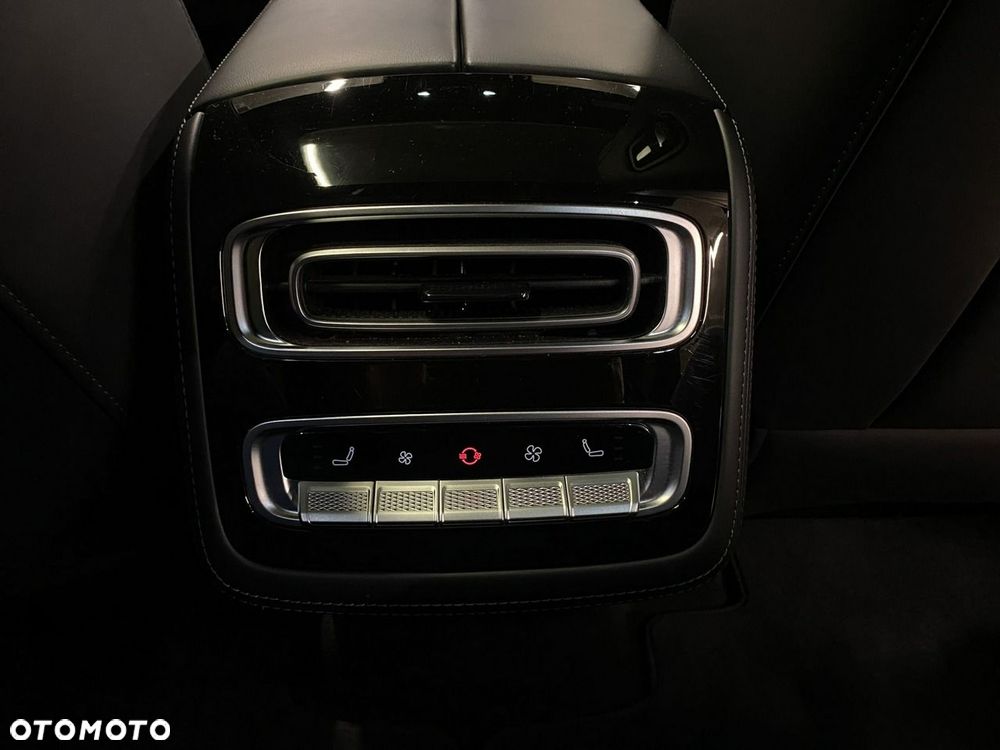 Omoda 9 1.5 Super Hybrid Exclusive AWD - 16