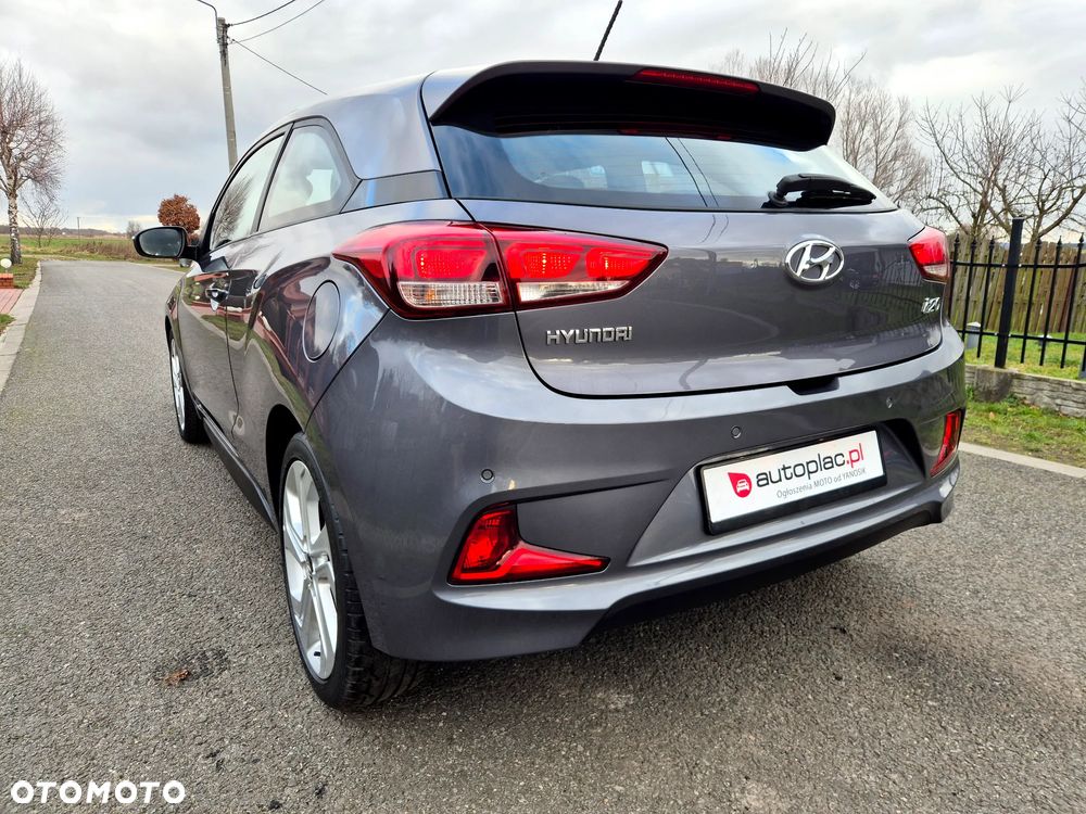 Hyundai i20 1.2 Intro Edition - 16