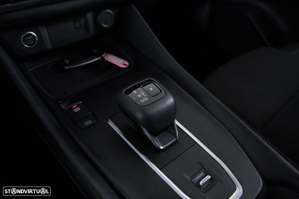 Nissan Qashqai 1.3 DIG-T N-Connecta LED Xtronic - 30