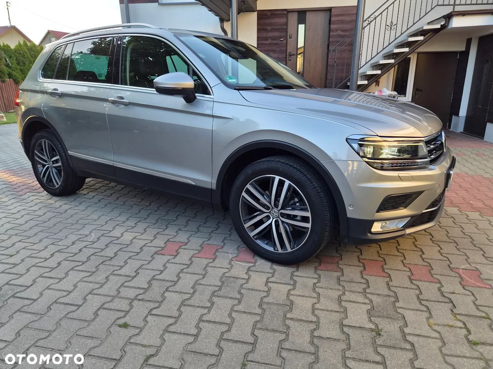 Volkswagen Tiguan 2.0 TDI SCR 4MotION DSG R-Line - 8