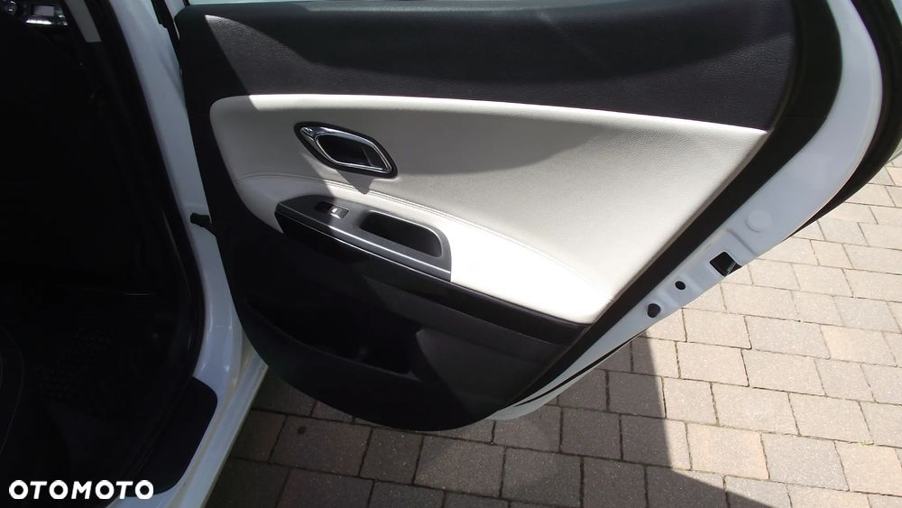 Kia Ceed 1.6 GDI Platinum Edition - 32