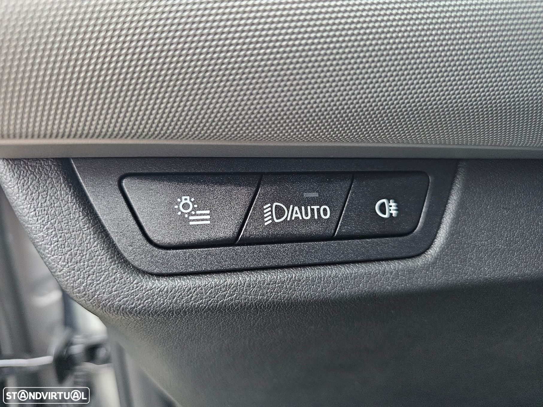 BMW iX1 eDrive20 - 19