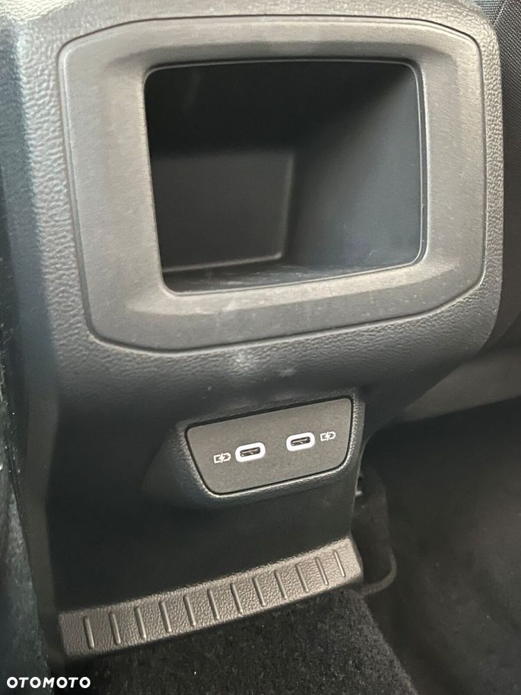 Volkswagen T-Cross 1.5 TSI ACT Life Plus DSG - 9