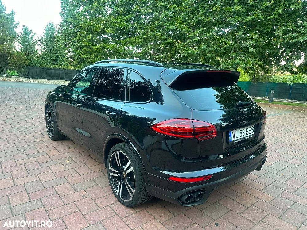 Porsche Cayenne Platinum Edition - 5