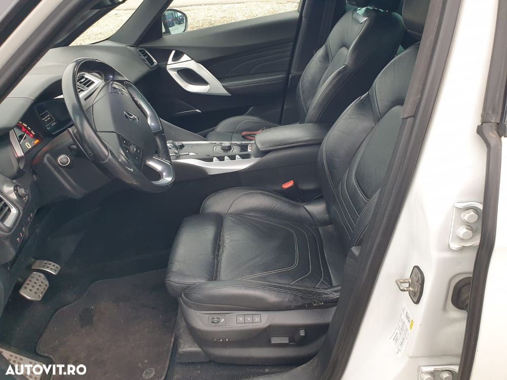 Citroën DS5 Hybrid4 EGS6 SoChic - 9