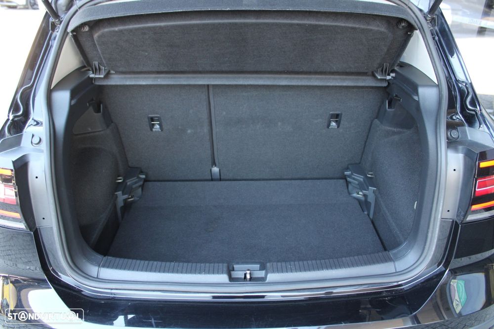 VW T-Cross 1.0 TSI BlackStyle - 8