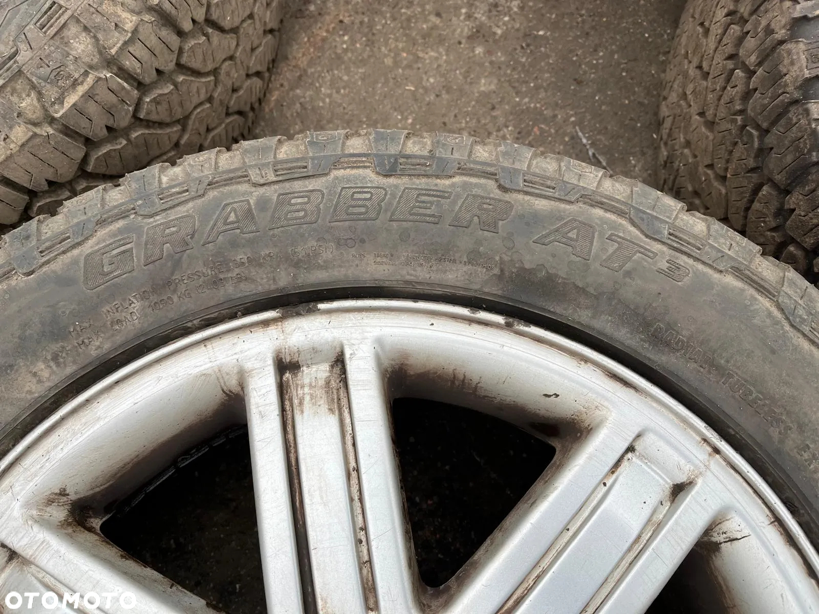 Alufelgi 19 cali RRC502640 z oponami GENERAL GRABBER AT3 255/55 R19 Range Rover 3 III LM L322 - 8
