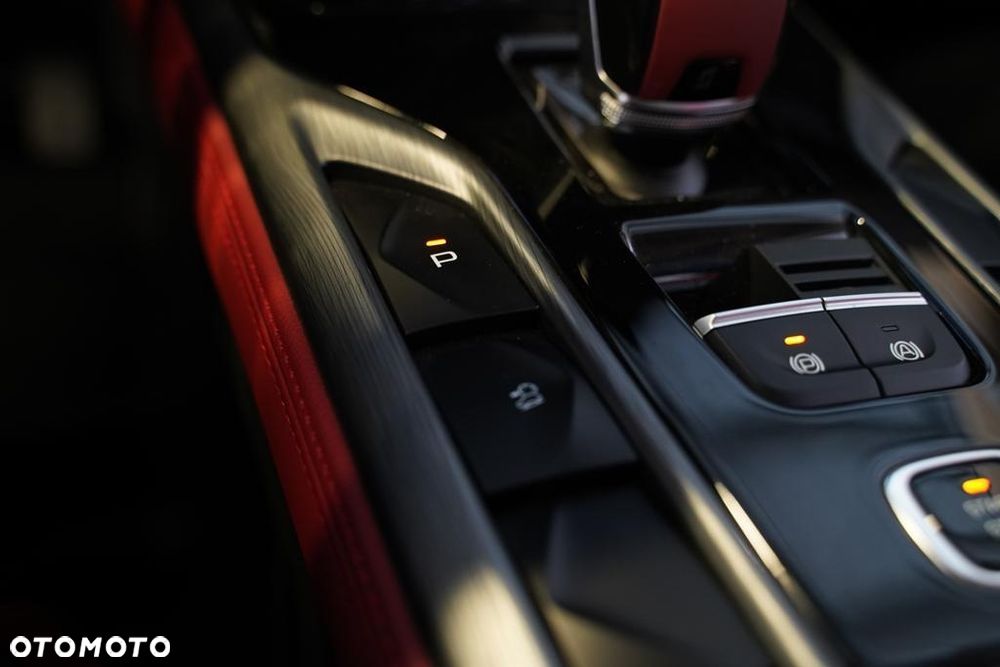 Bestune T77 1.5T Business DCT - 19