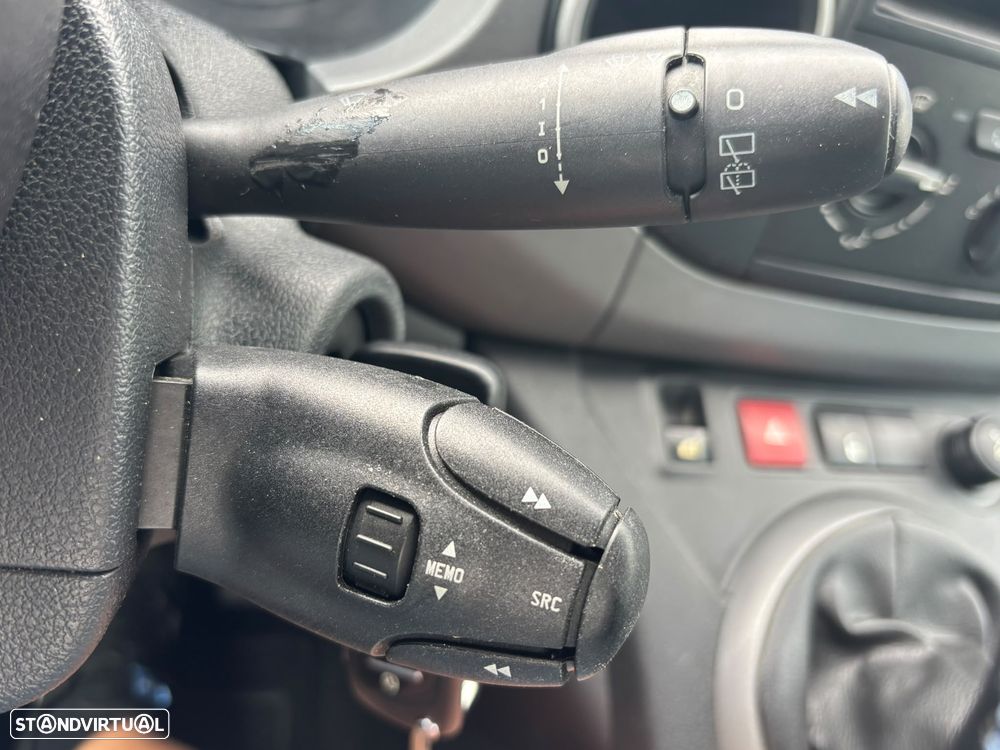 Citroën Berlingo 1.6 BlueHDi Feel Edition - 29