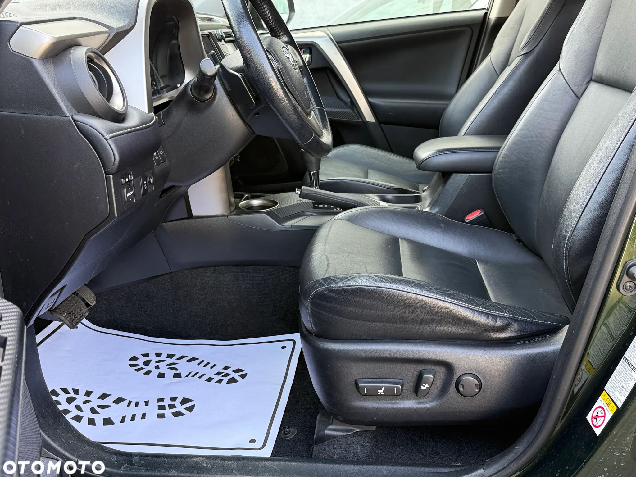 Toyota RAV4 2.2 D-CAT Prestige - 18