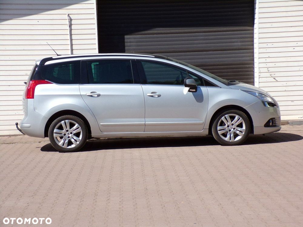 Peugeot 5008 - 4