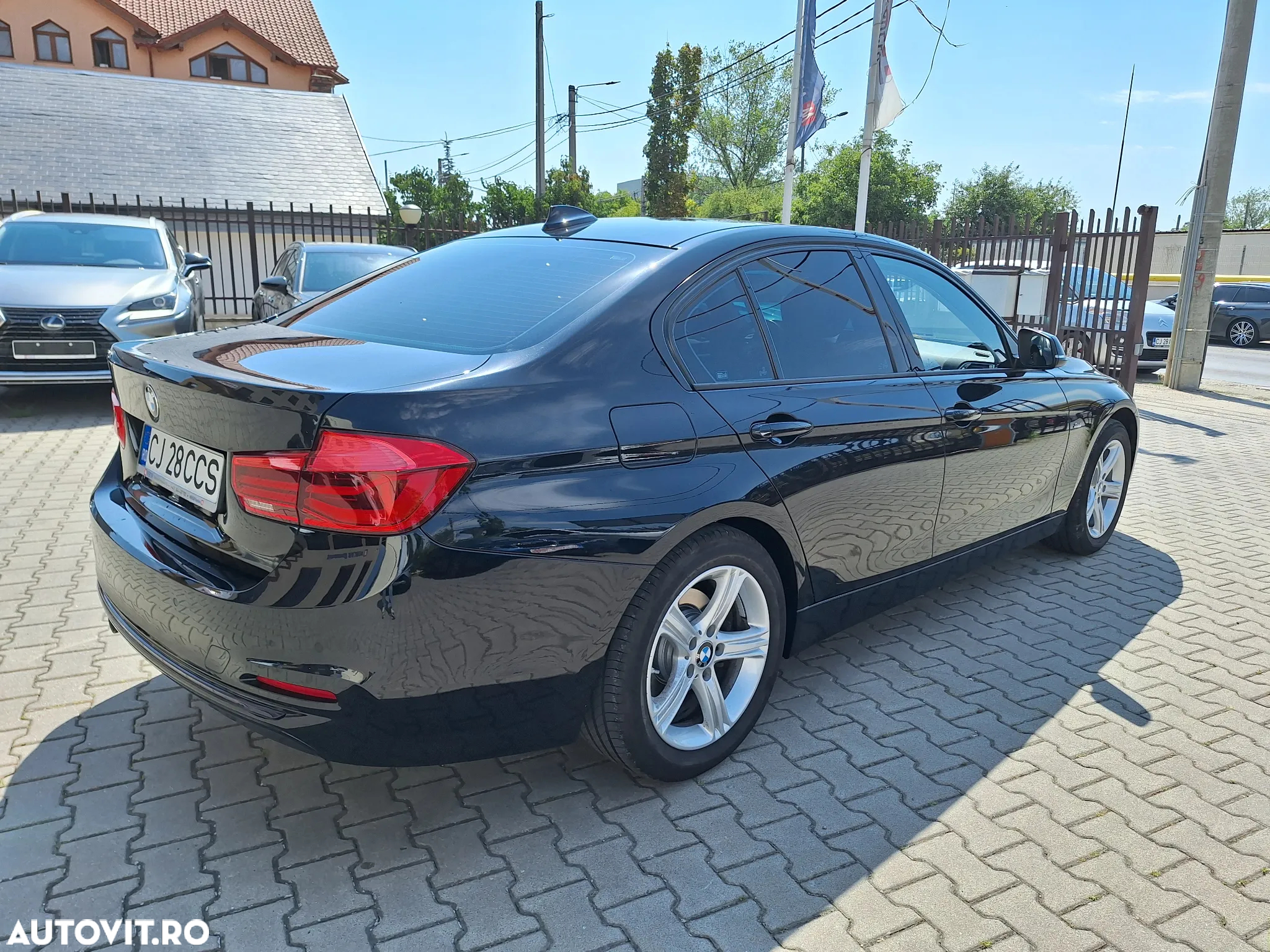 BMW Seria 3 320d Aut. Sport Line - 5