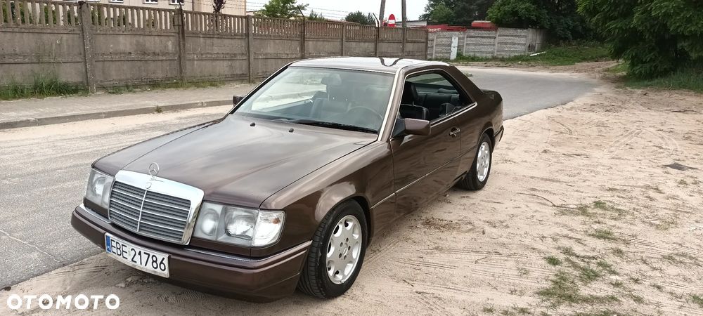 Mercedes-Benz W124 (1984-1993) - 1