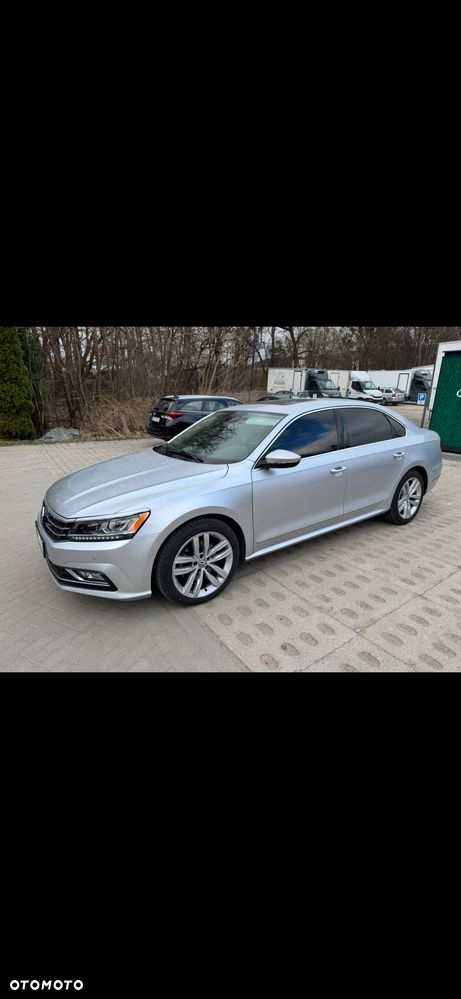 Volkswagen Passat - 5