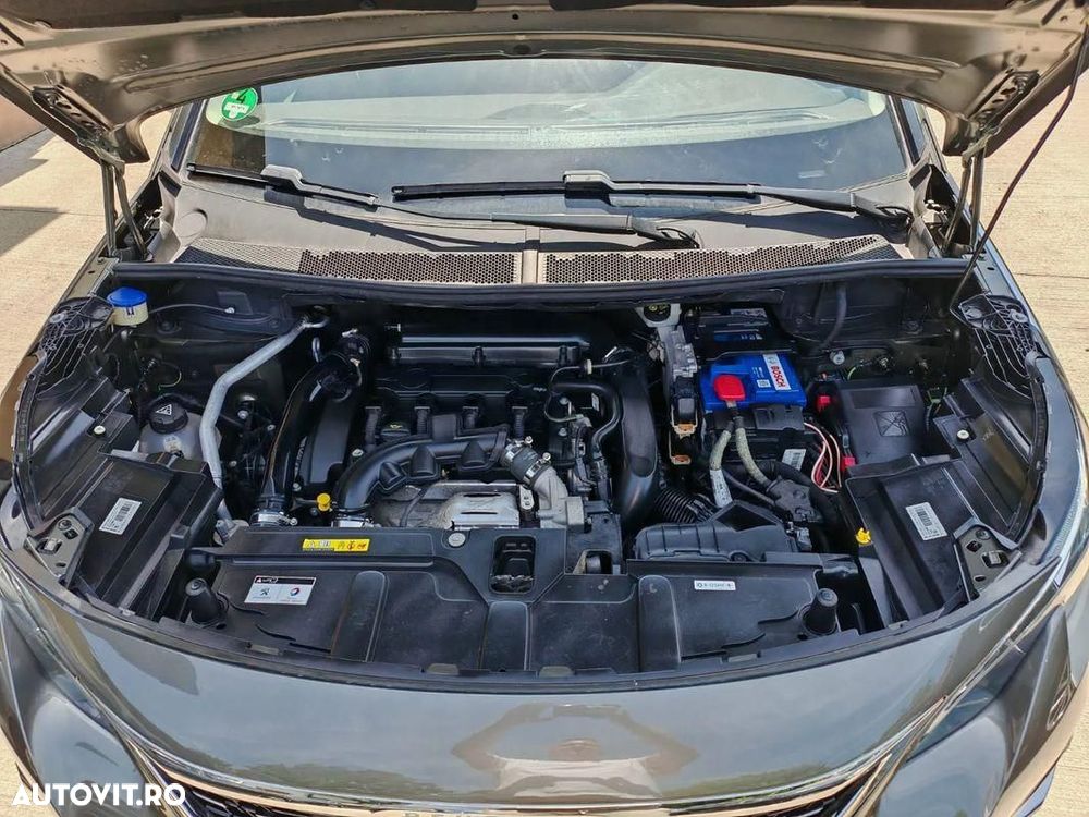 Peugeot 5008 THP 165 EAT6 Stop & Start Allure - 11