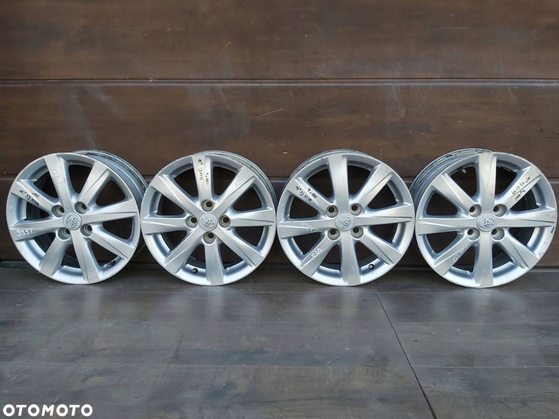 Toyota Yaris I II III Alufelgi 15 4 x 100 Felgi aluminiowe - 1