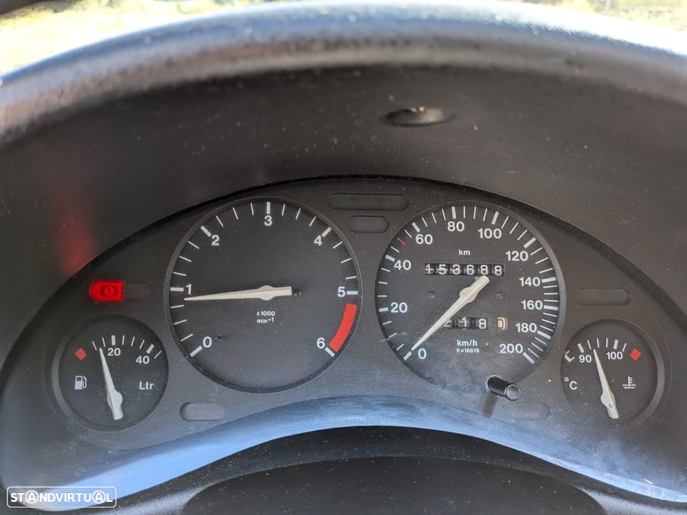 Opel Corsa 1.5 TD - 11