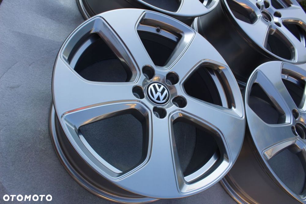 ORYG. VW GOLF R R-LINE AUSTIN 18 GTI GTD 5G0 - 5