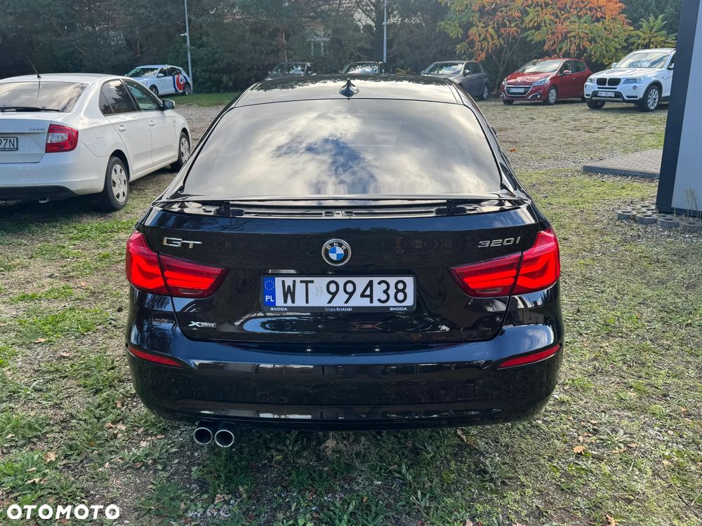 BMW 3GT 320i GPF xDrive Luxury Line - 14