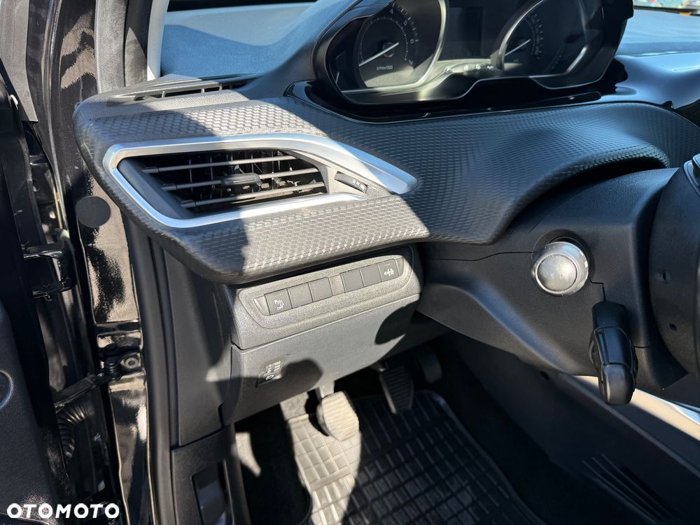Peugeot 2008 120 VTI Business-Line - 21