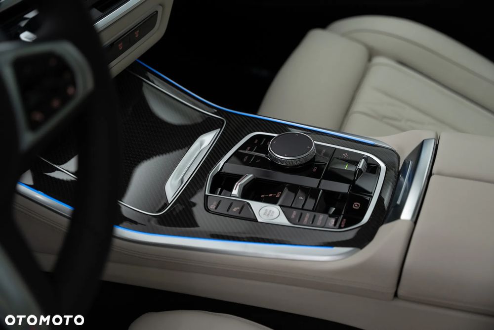 BMW X5 xDrive40d mHEV - 22