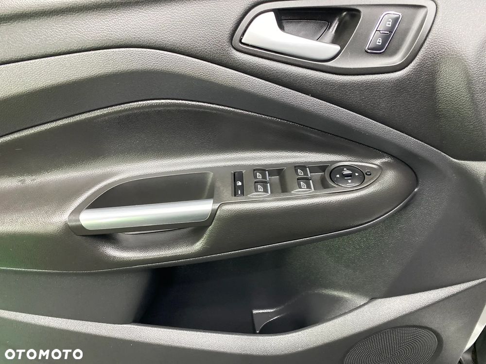 Ford Kuga 1.5 EcoBoost 4x4 Titanium - 11