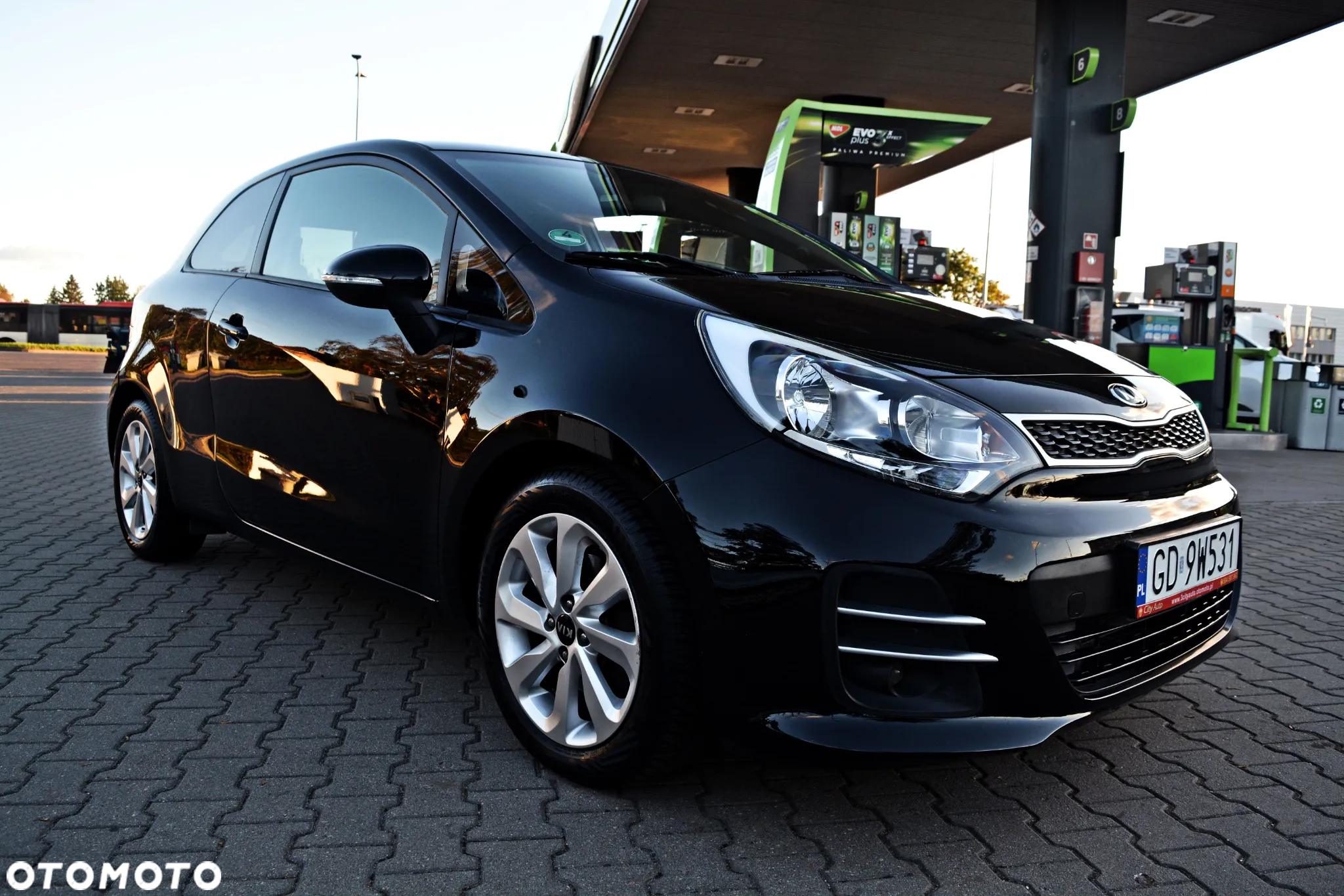Kia Rio 1.2 Dream Team Edition - 18