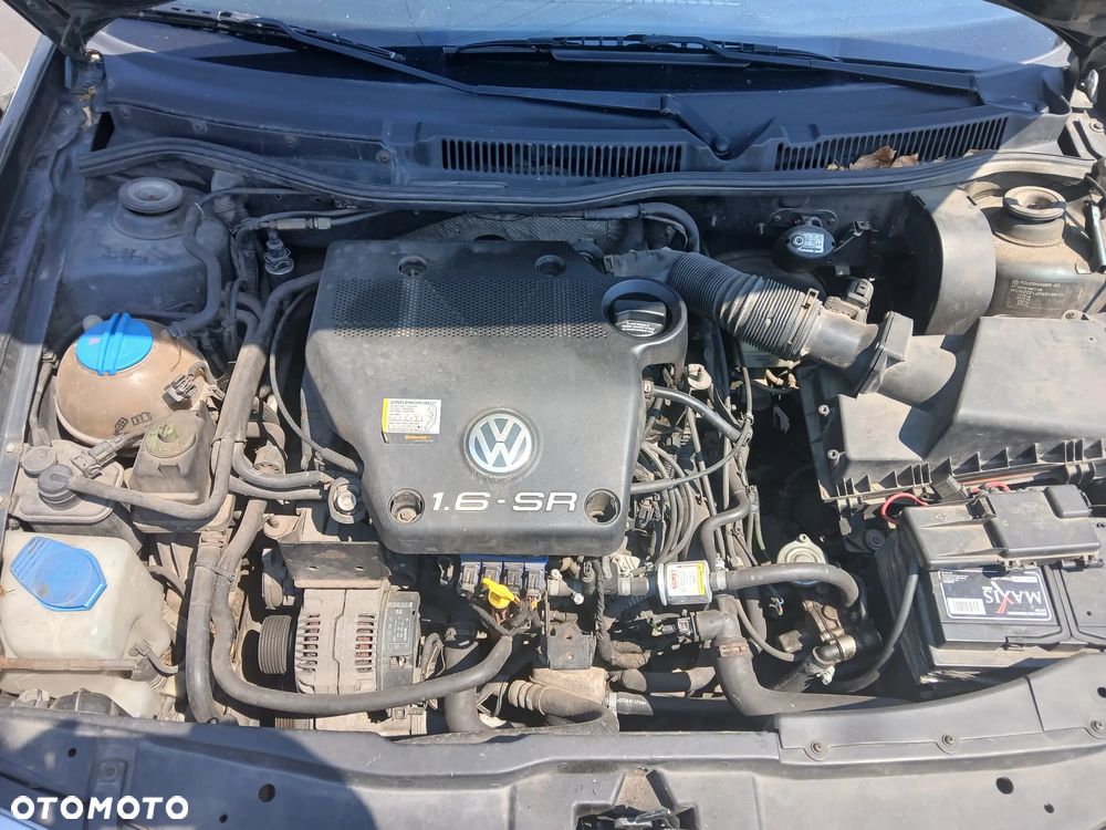 GOLF IV 1.6 AKL DLP LC7V silnik skrzynia napęd sanki belka wahacz wahacze zacisk zaciski zwrotnica piasta kopyto mc person amortyzator sprężyna maglownica most dyfer głowica wtrysk wtryski przepustnica przepływomierz - 1