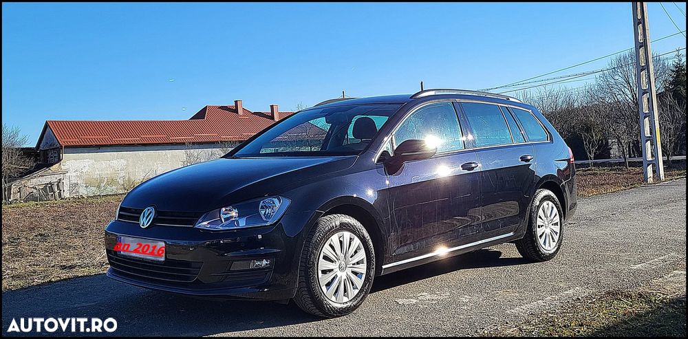 Volkswagen Golf 1.6 TDI BlueMotion Technology Comfortline - 12