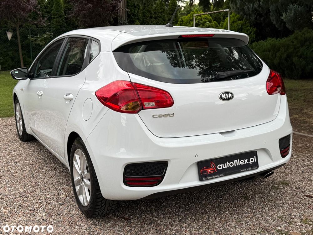 Kia Ceed - 6