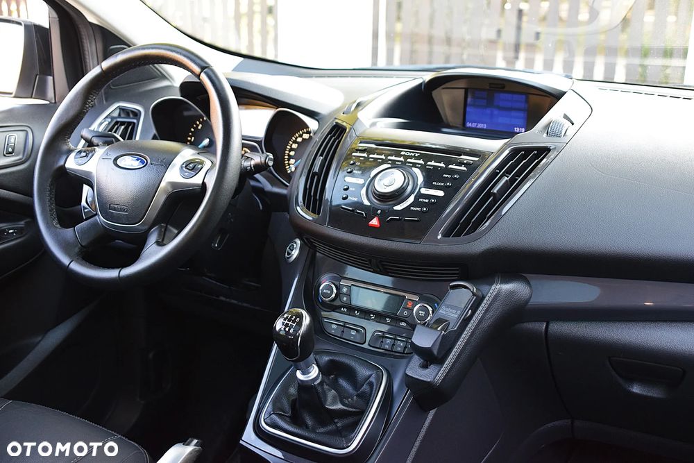 Ford Kuga 2.0 TDCi 4x4 Titanium - 22