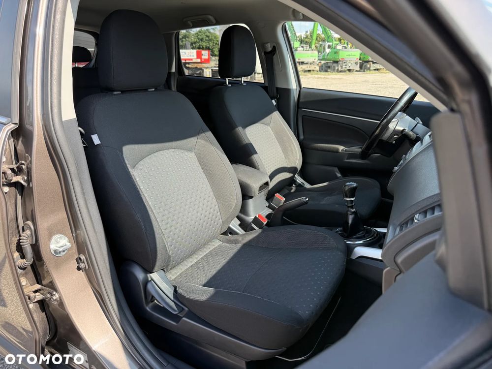 Mitsubishi ASX 1.8 DI-D 2WD Intense - 21