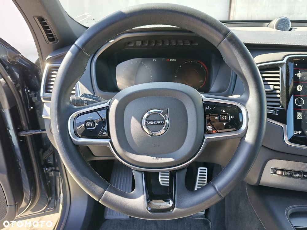 Volvo XC 90 B5 D AWD Plus Dark - 29