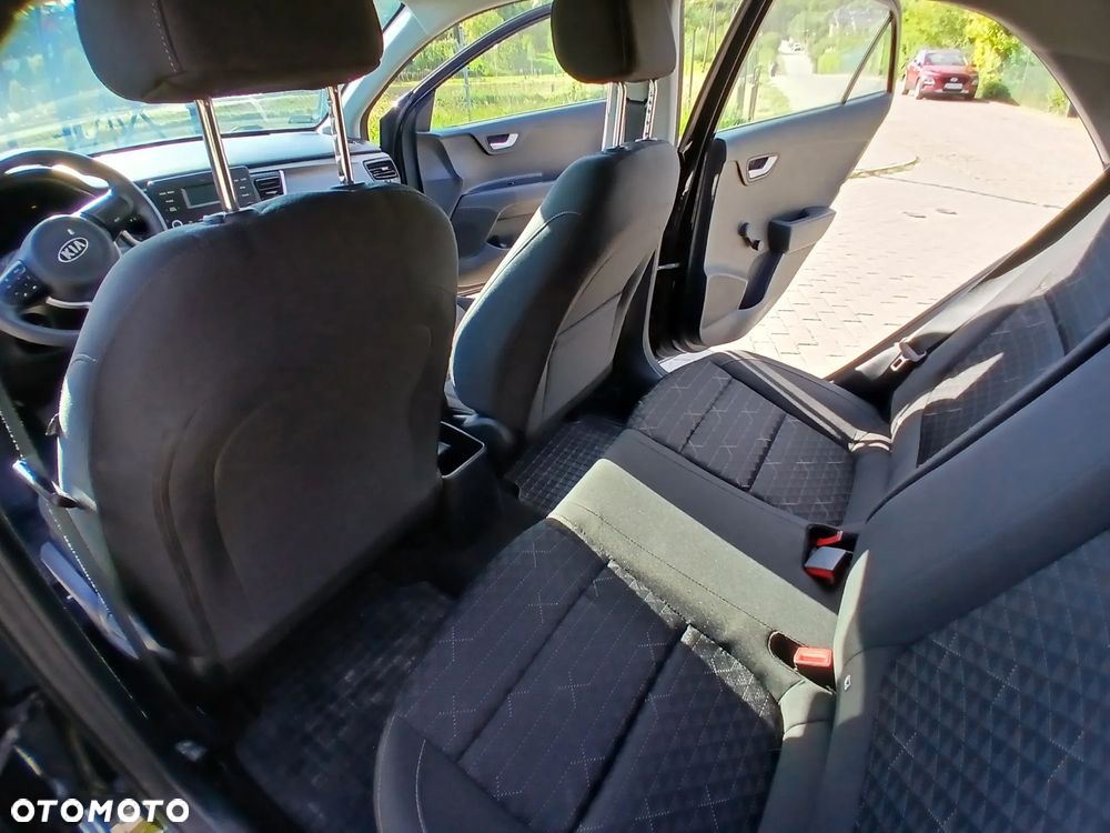 Kia Rio 1.2 L - 14