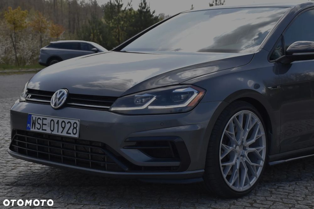 Volkswagen Golf R 4Motion (BlueMotion Technology) DSG - 11