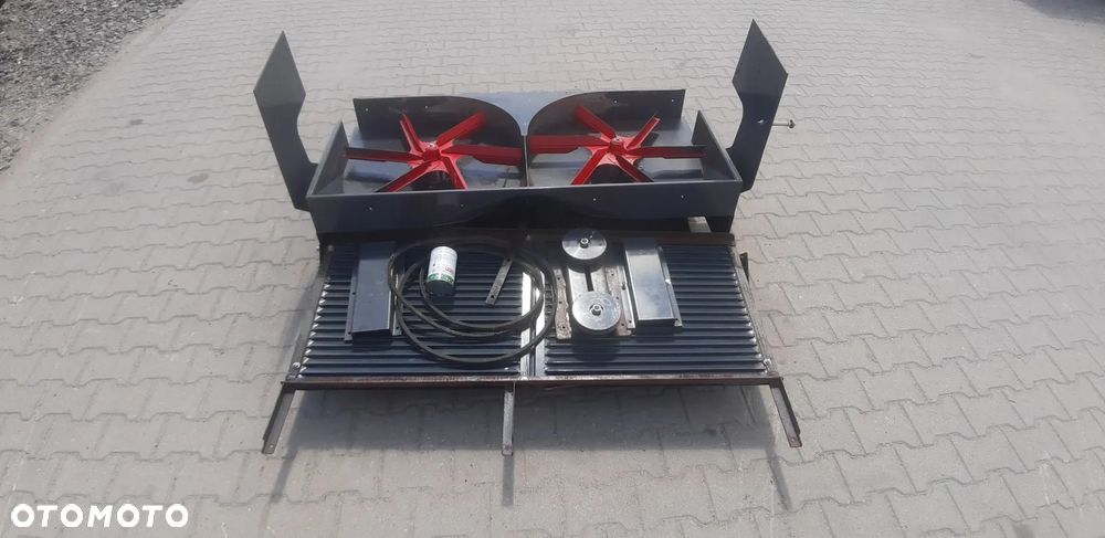 Rozrzutnik plew do Claas mechaniczny - 4