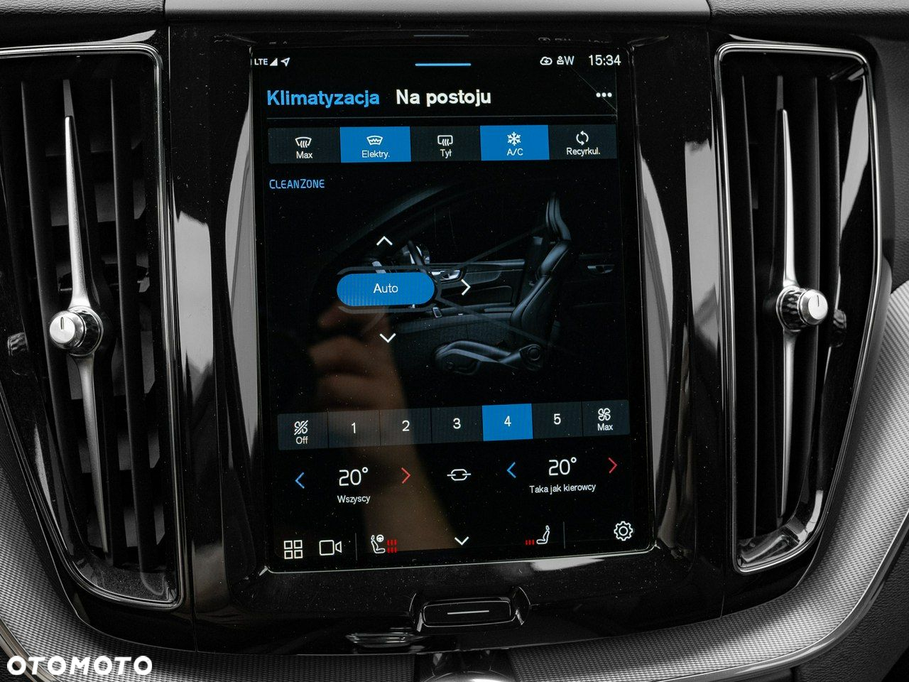 Volvo XC 60 - 22