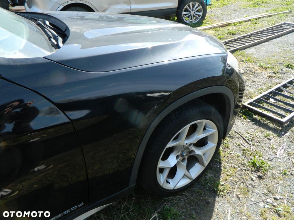 BMW X1 E84 LCI 2013 Black Sapphire Metallic 475 NA CZĘŚCI - 35