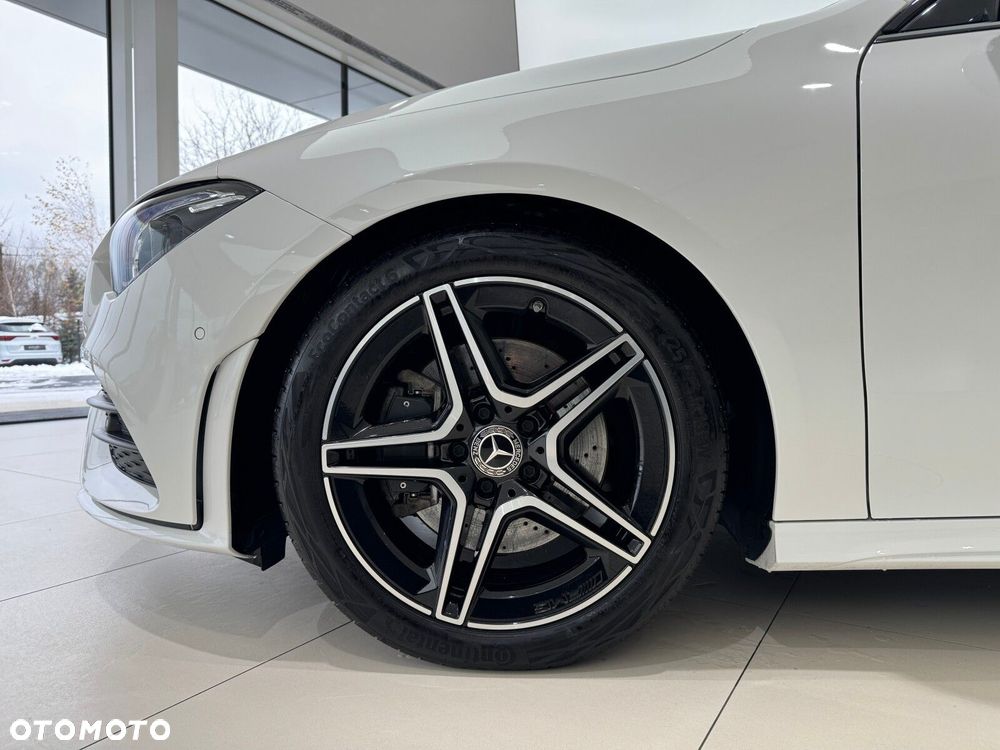 Mercedes-Benz CLA - 19