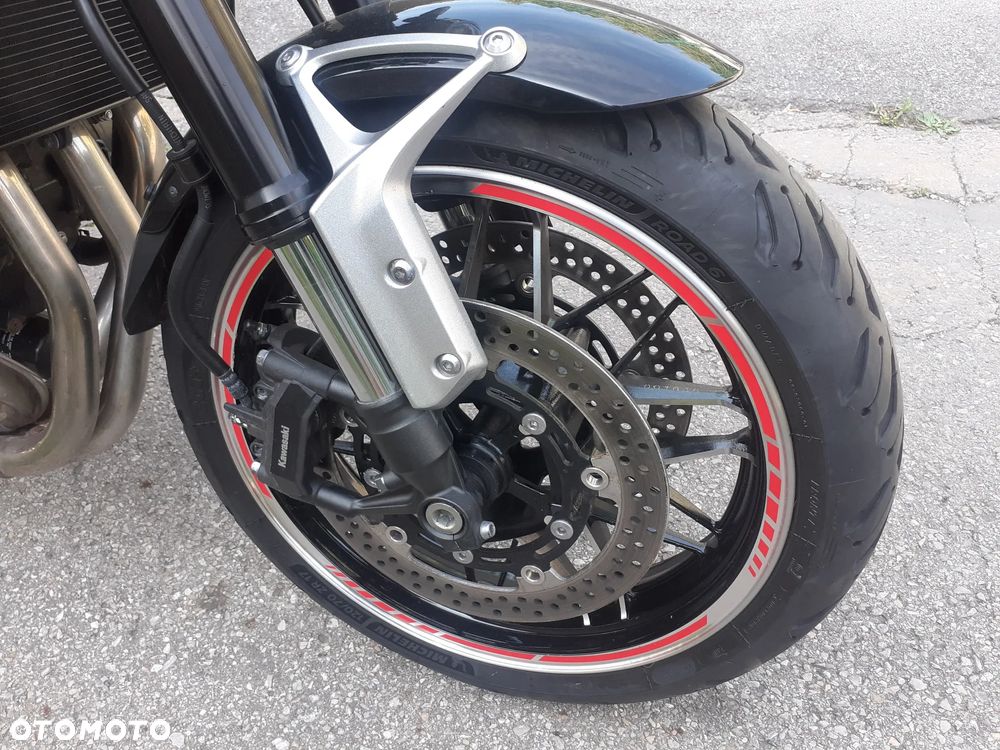 Kawasaki Z 900 RS - 24